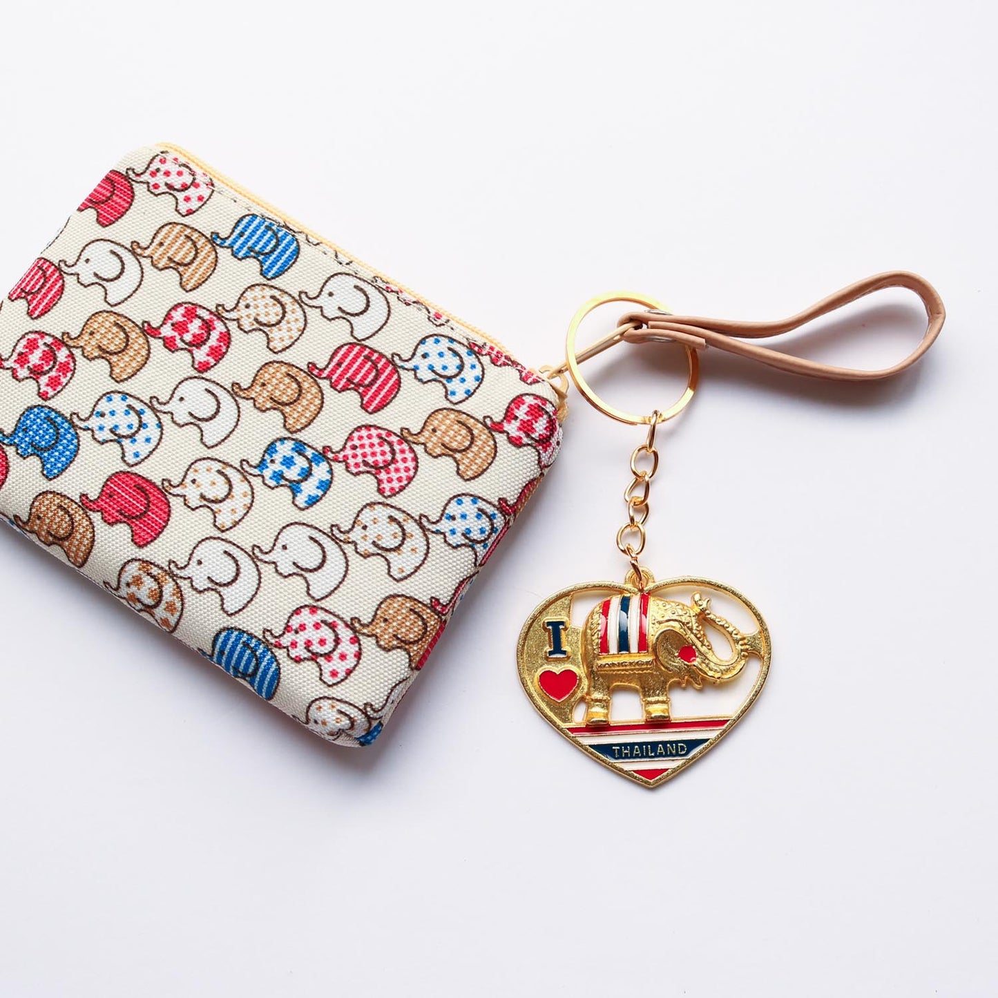 象とハートのゴールド キーホルダー