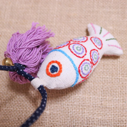 モン族 魚の手刺繍チャーム